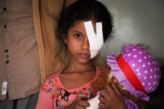 Razan, una niña yemení de 8 años afectada por los combates en Hodeida