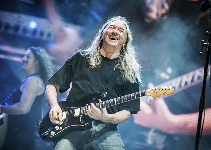 Rosendo, en uno de sus conciertos