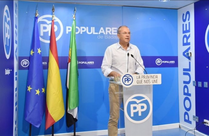 El presidente del PP de Extremadura, José Antonio Monago