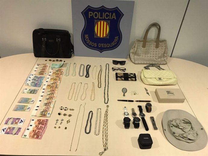 Joies i rellotges valorats en 200.000 euros robats a l'Aeroport de Barcelona