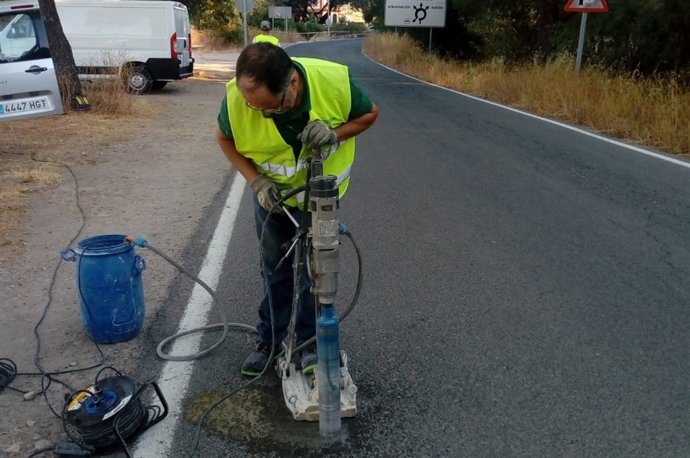 Obras en la carretera A-373 en Ubrique