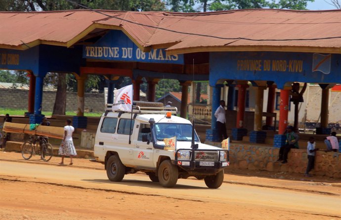 Ambulancia de MSF en Beni