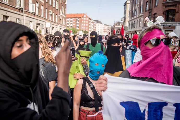Protesta contra la prohibición del velo integral en Dinamarca