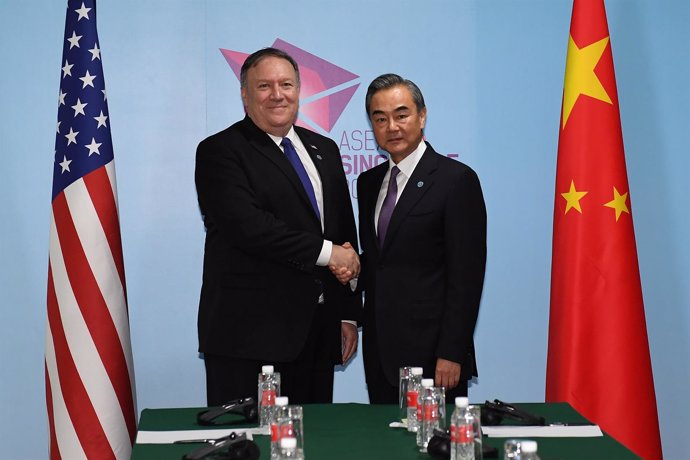 Mike Pompeo y ministro de Exteriores chino, Wang Yi