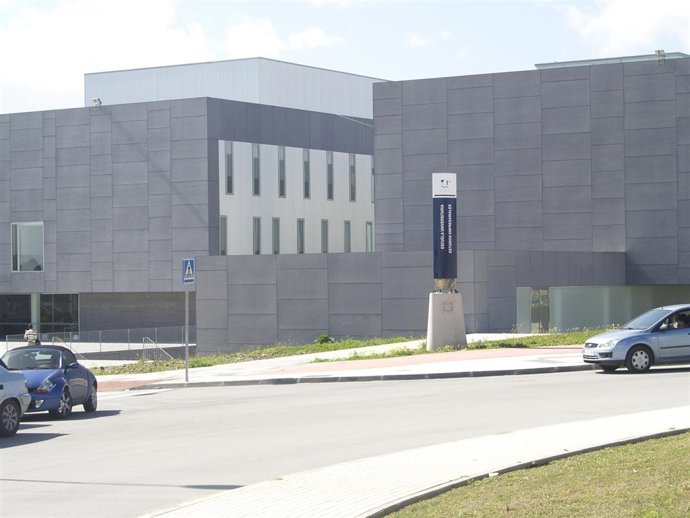 Facultad de Comercio y Gestión       