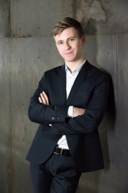 Dmytro Choni gana el Concurso Internacional de Piano de Santander 