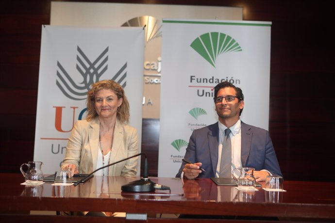 Fundación Unicaja Colaborará Con La Universidad De Cádiz En Los Programas Escuel