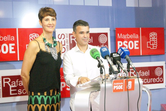 José Bernal y Emma García estepona presidente PSOE Málaga candidato Marbella