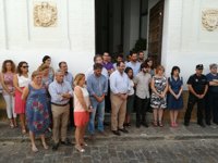 Concentración silenciosa en Carmona (Sevilla) en memoria del joyero asesinado y en repulsa al crimen