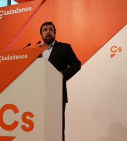 Secretario general del GPCs, Miguel Gutiérrez