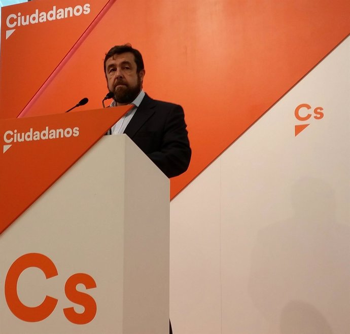 Secretario general del GPCs en el Congreso, Miguel Gutiérrez