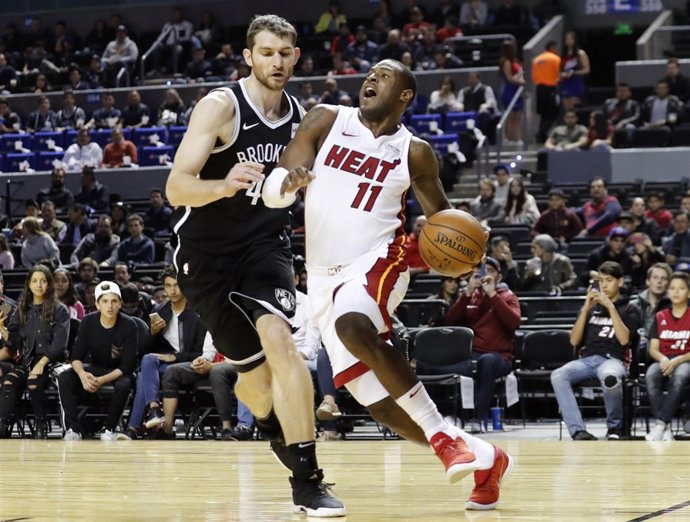 Dion Waiters en un partido de la NBA disputado en México
