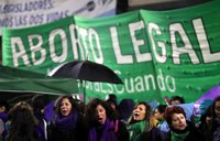 La ONG de mujeres de Latinoamérica y el Caribe asegura que el aborto ya se ha legalizado "socialmente" en Argentina