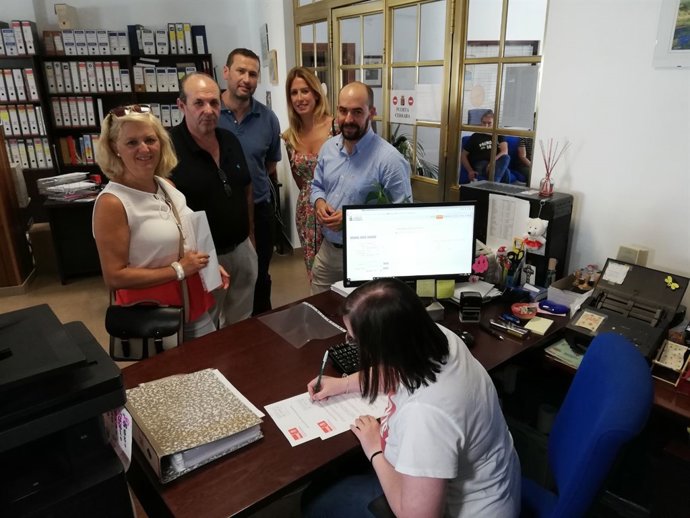 PSOE pide pleno extraordinario en Cuevas de San Marcos 