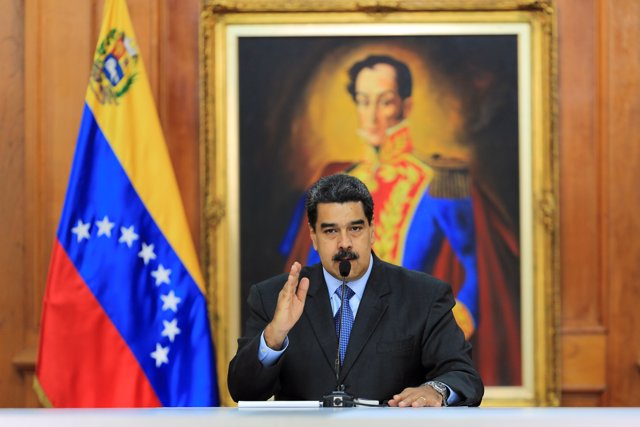 Presidente Nicolás Maduro muestra pruebas de su intento de atentado