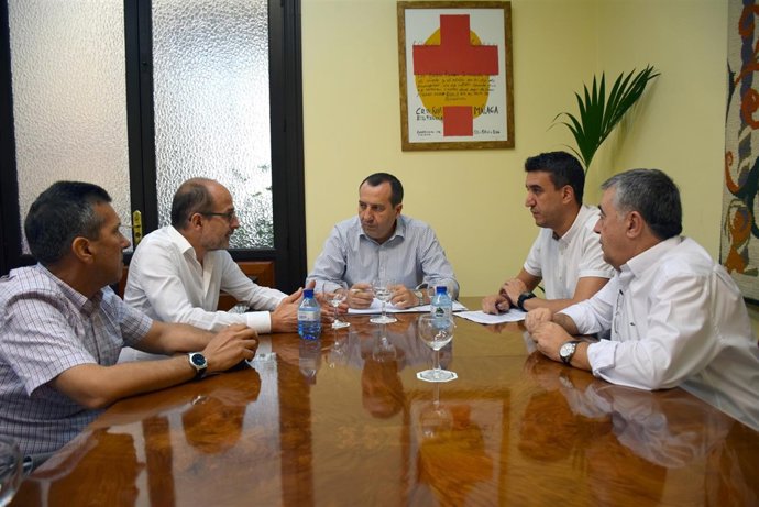 Ruiz espejo, josé antonio gonzalez exonomía social y faecta