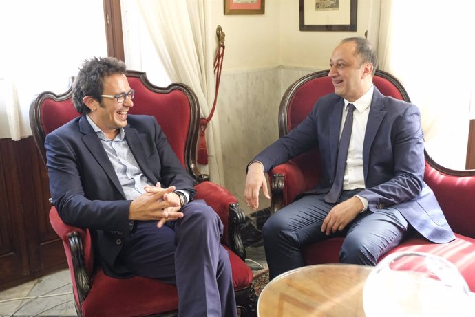 Reunión entre el delegado del Gobierno y el alcalde de Cádiz