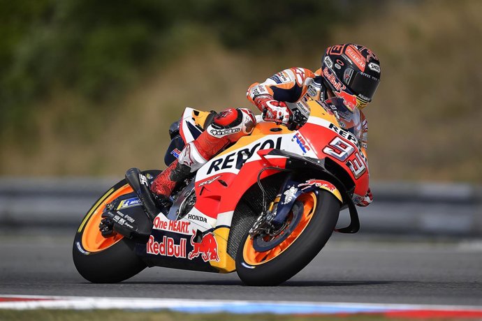 Marc Márquez acaba al frente del test en Brno