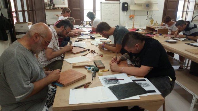 Fuendetodos organiza una nueva edición de los talleres de grabado