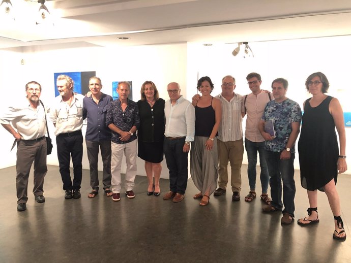Tur visita la exposición 'Baleàrics' en Valencia