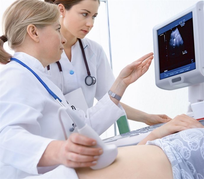 Salud forma a profesionales sanitarios a través de la línea Iavante