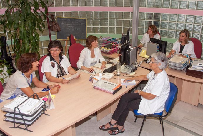 Especialistas del Virgen del Rocío ayudan en proyectos de cooperación internacio