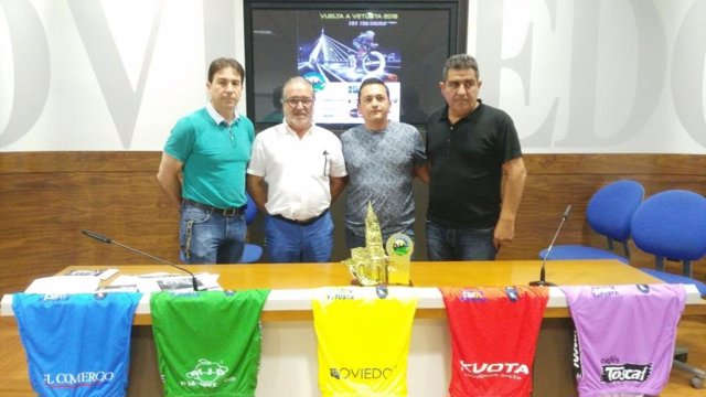 Presentación 'Vuelta ciclista a Oviedo 2018'