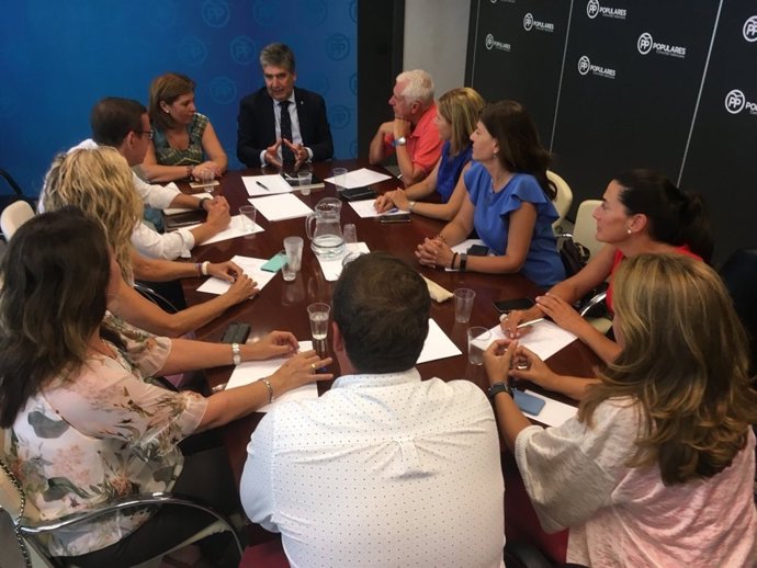 Ignacio Cosidó e Isabel Bonig reunidos