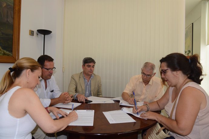 Firma de operaciones de tesorería con el Opaef del municipio de Alanís
