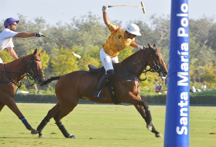 Un momento del encuentro Brunei vs Marqués de Riscal