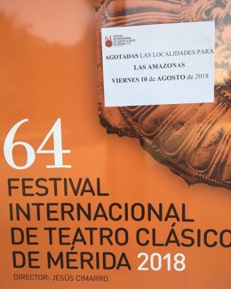 Cartel de 'No hay localidades' en el Festival de Mérida