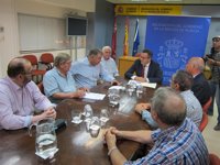 Los regantes trasmiten al delegado su malestar con las tarifas del trasvase Tajo-Segura