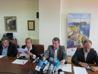 El alcalde de Vigo  dice que la zona hundida es "portuaria náutico deportiva" y ajena al convenio de mantenimiento