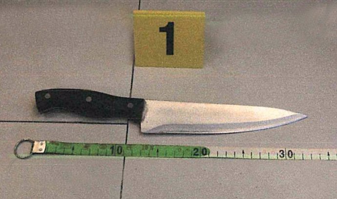 Cuchillo con el que el detenido amenazó a varias personas