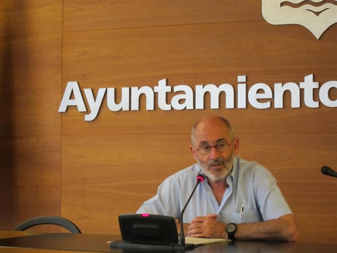 Ruiz Tutor durante su comparecencia esta mañana.                               