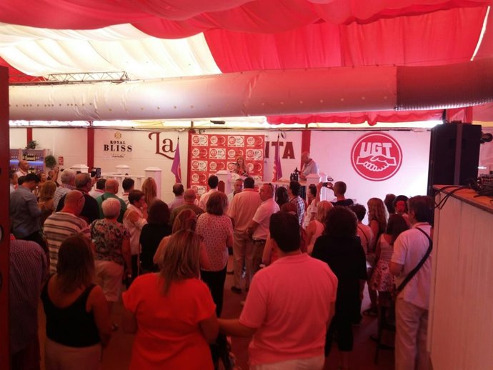 Carmen Castilla en la caseta UGT de la FEria de Málaga 