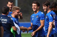 Oyarzabal renueva con la Real Sociedad hasta 2024