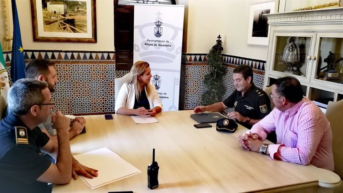 Reunión de la alcaldesa de Alcalá con las fuerzas y cuerpos de seguridad