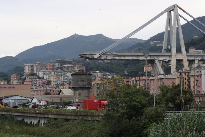 El puente derrumbado en Génova