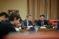 PP acusa al Gobierno de "sisar" 2.800 millones del IVA a las comunidades a cambio de más deuda