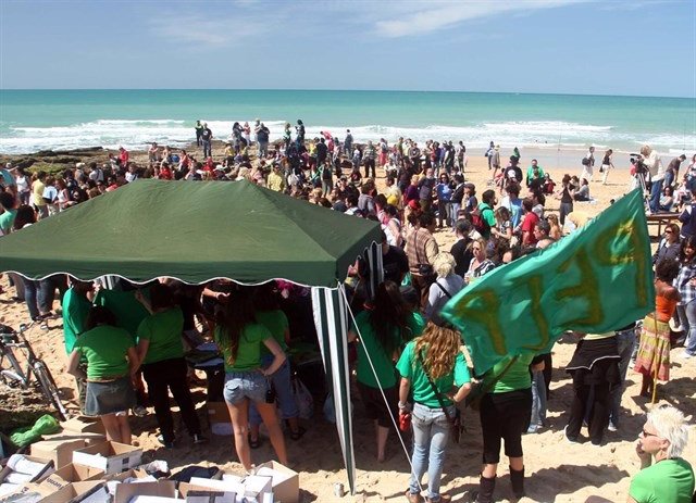 Acción reivindicativa en la playa de El Palmar