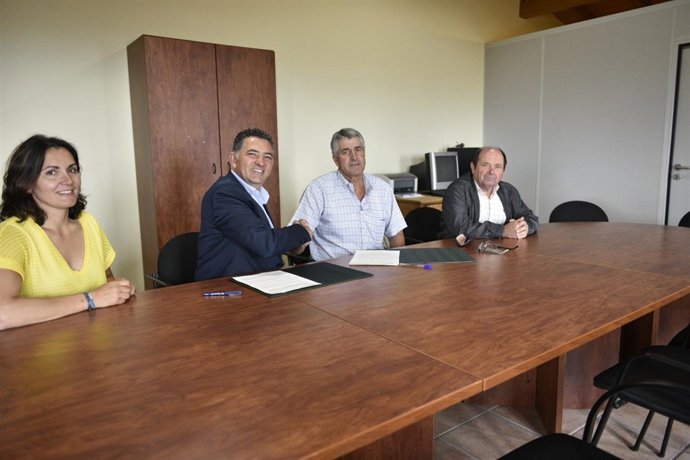 Firma Fomento con Ayuntamiento de Cellorigo
