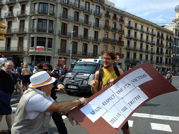 Altercado en el 1r aniversario de los atentados yihadistas en Catalunya
