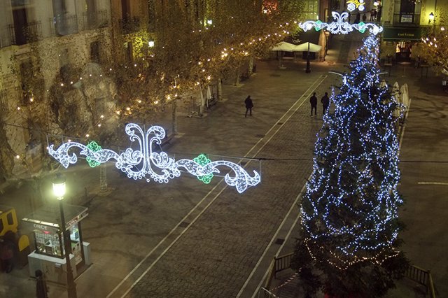 Foto de archivo de la iluminación navideña en Soria