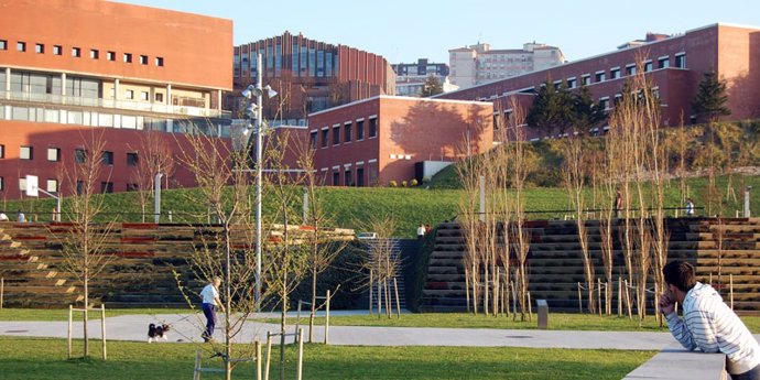 Campus de la UC visto desde Las Llamas