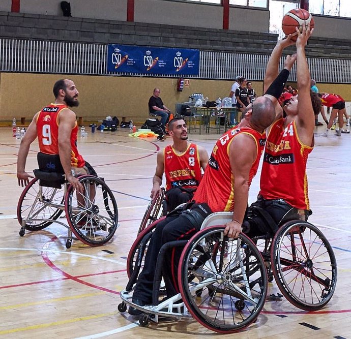 España masculina debuta con derrota ante Australia en el Mundial de baloncesto