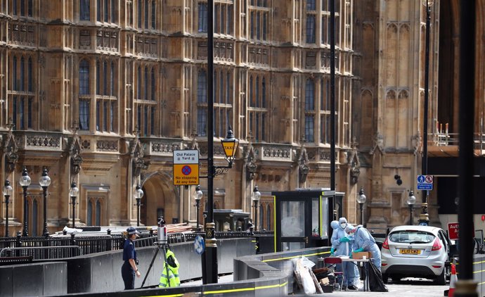 Intento de ataque contra el Parlamento británico con un coche