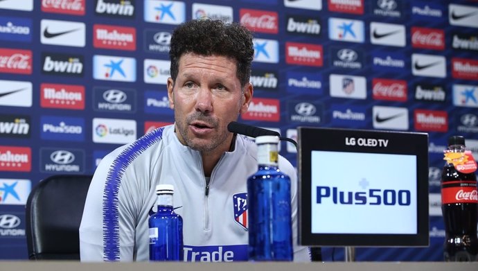 Simeone, entrenador del Atlético de Madrid, durante una rueda de prensa