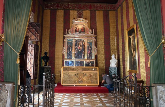 Restauración del altar del Palau de la Generalitat Valenciana