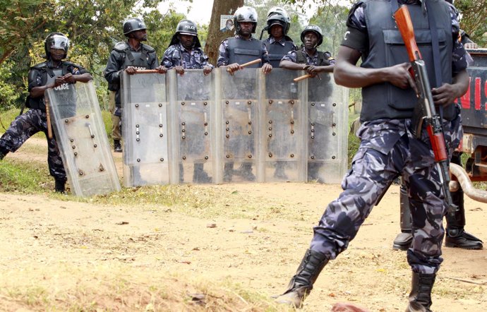 Policía ugandesa